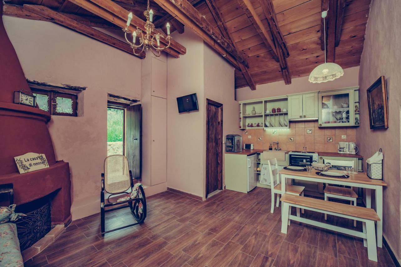 Гостьовий будинок La Casa Di Nonna Korithion Екстер'єр фото
